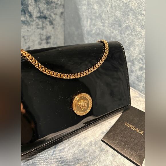 Versace Black and Gold Medusa Patent Leather Bag NWT - Picture 4 of 10